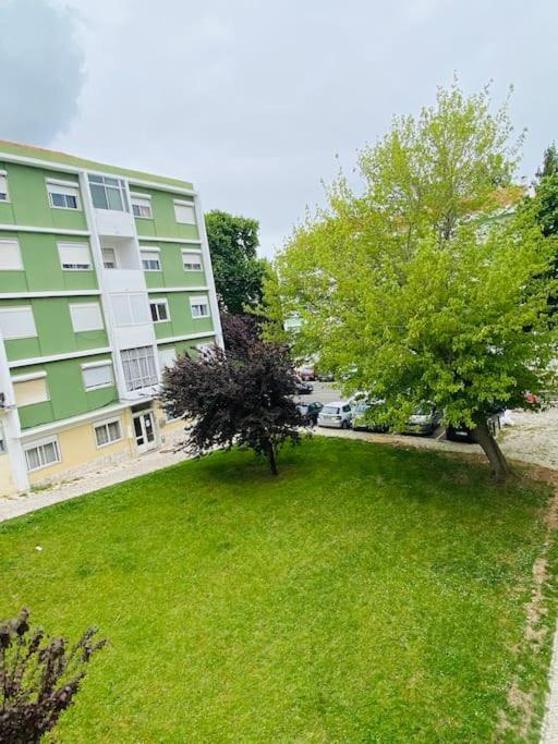 Modern 3 Bedroom Flat In Lisbon Lisboa Exterior foto