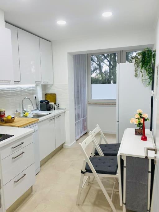 Modern 3 Bedroom Flat In Lisbon Lisboa Exterior foto
